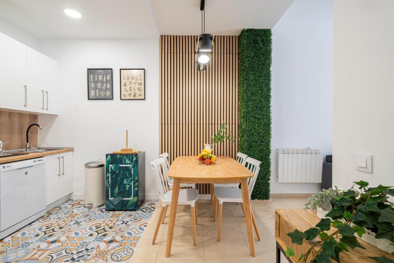For You Rentals Elegante Y Bonito Apartamento Temporal En El Corazon De Madrid Inf1C Luaran gambar