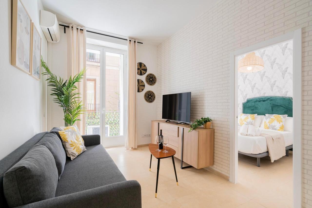 For You Rentals Elegante Y Bonito Apartamento Temporal En El Corazon De Madrid Inf1C Luaran gambar